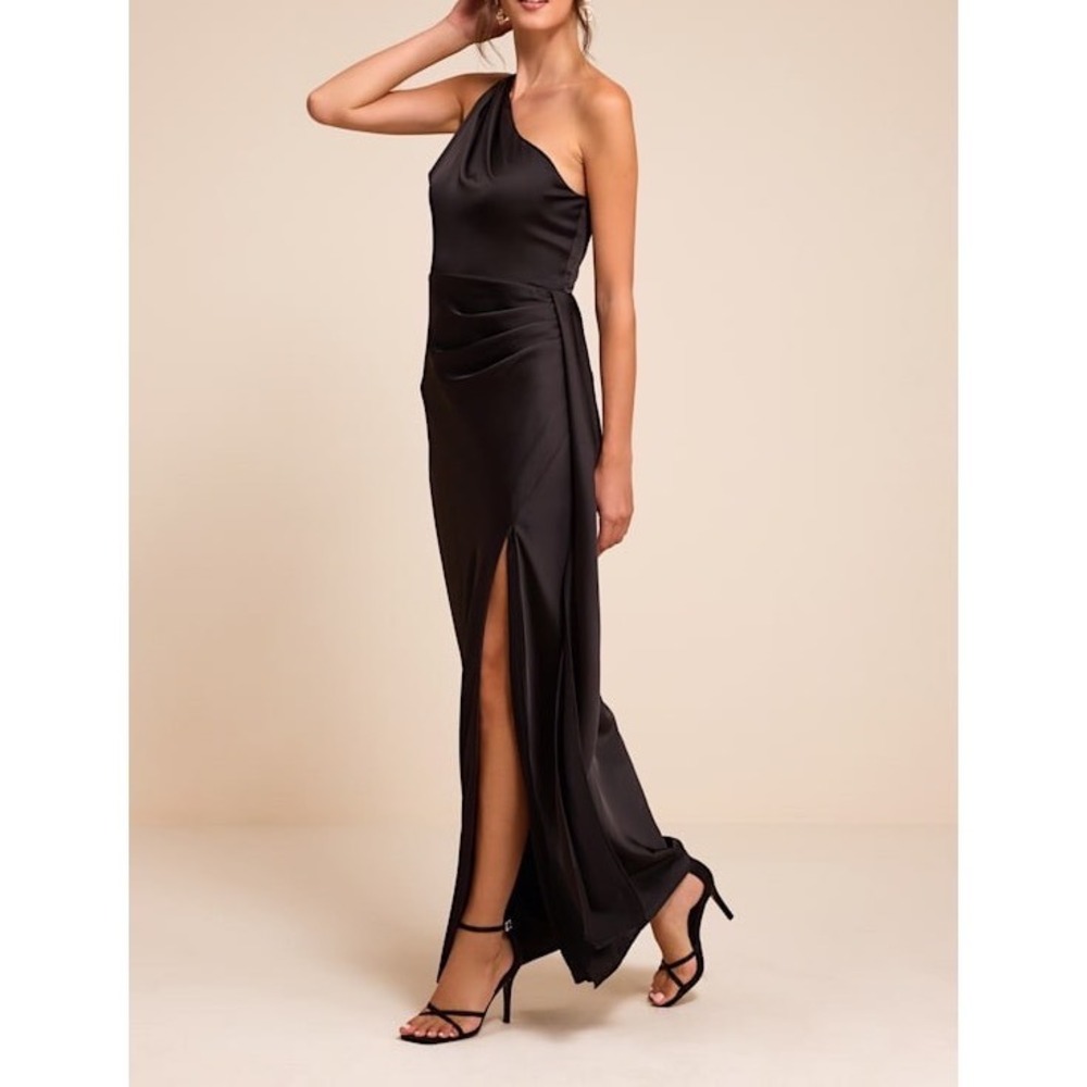 NWT Lulus Signature Elegance Black Satin One-Shoulder Maxi Dress XS